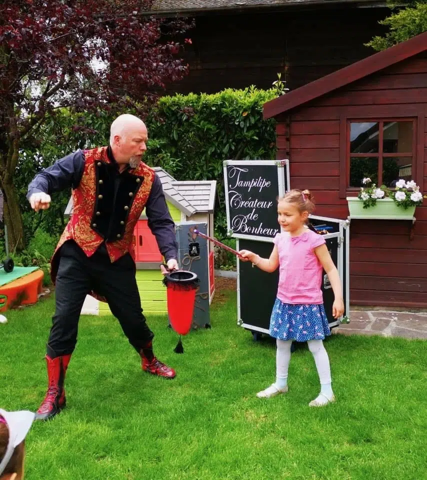 Spettacolo di magia e giocoleria &ndash; Compleanno bambini Nyon