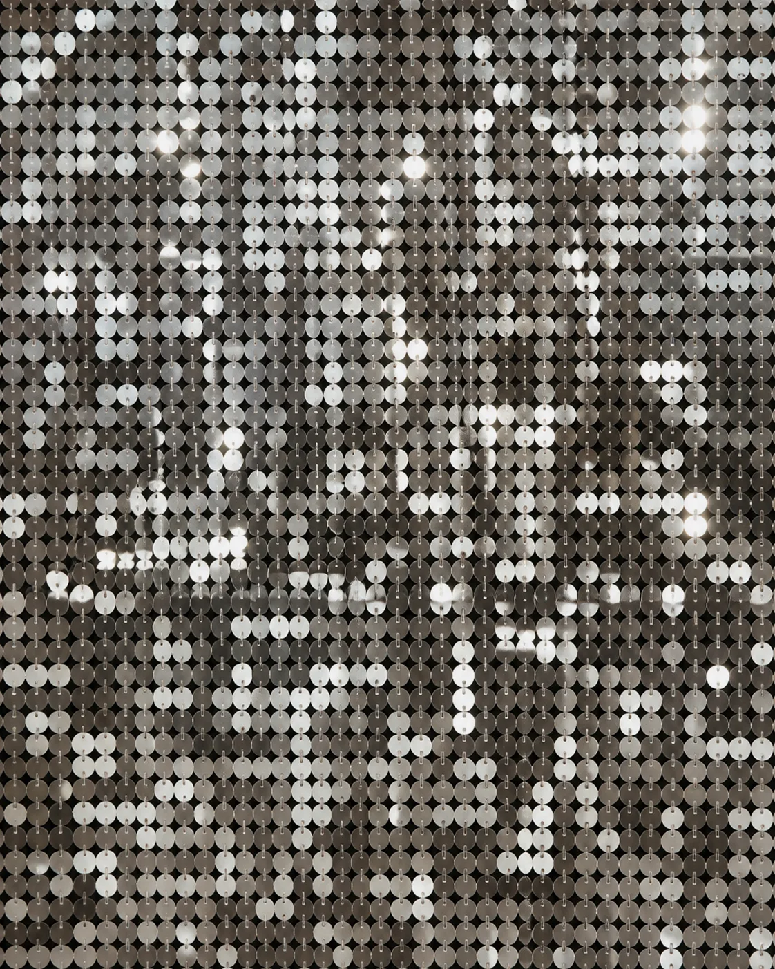 Backdrop, Miroir Silver