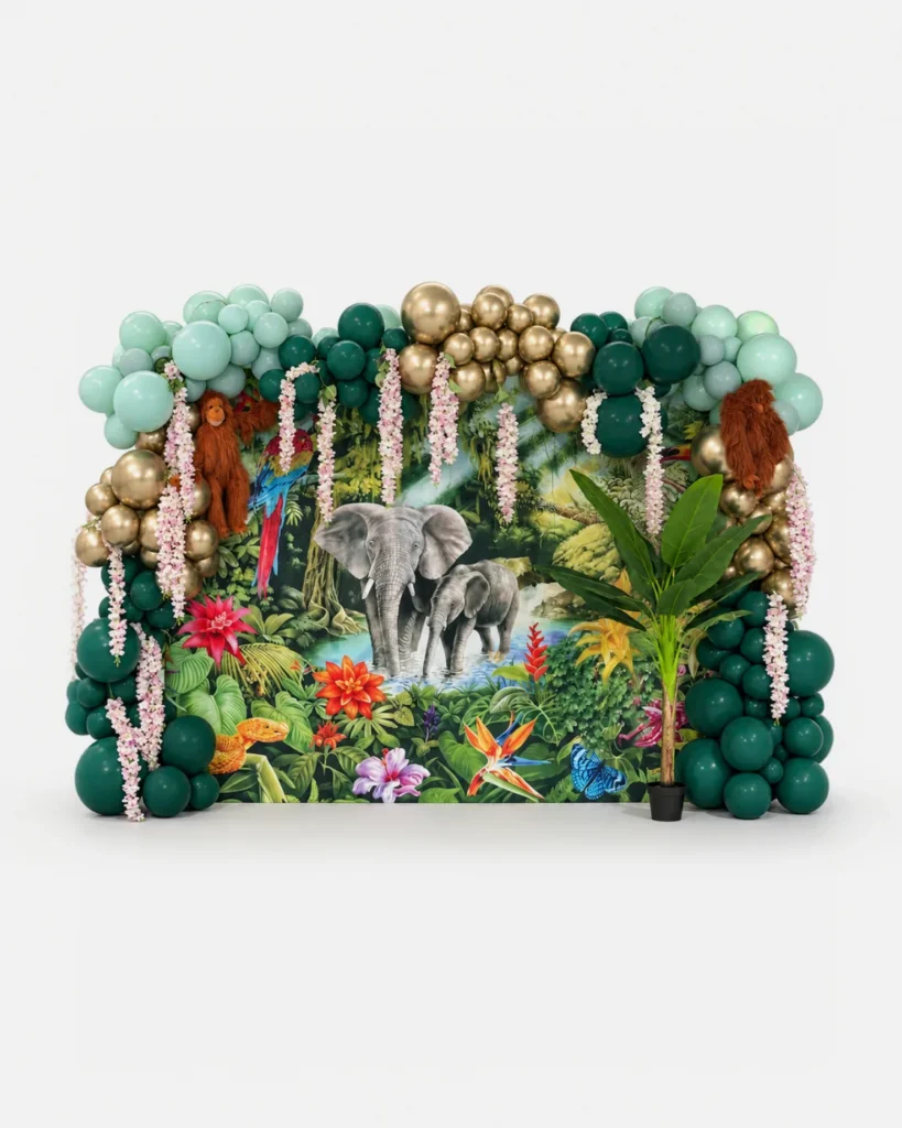 Backdrop, Safari