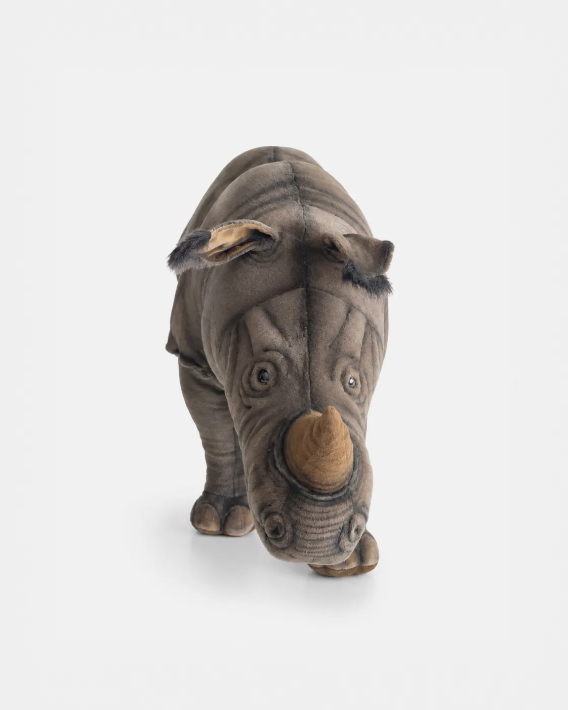 Rhinocéros, Debout