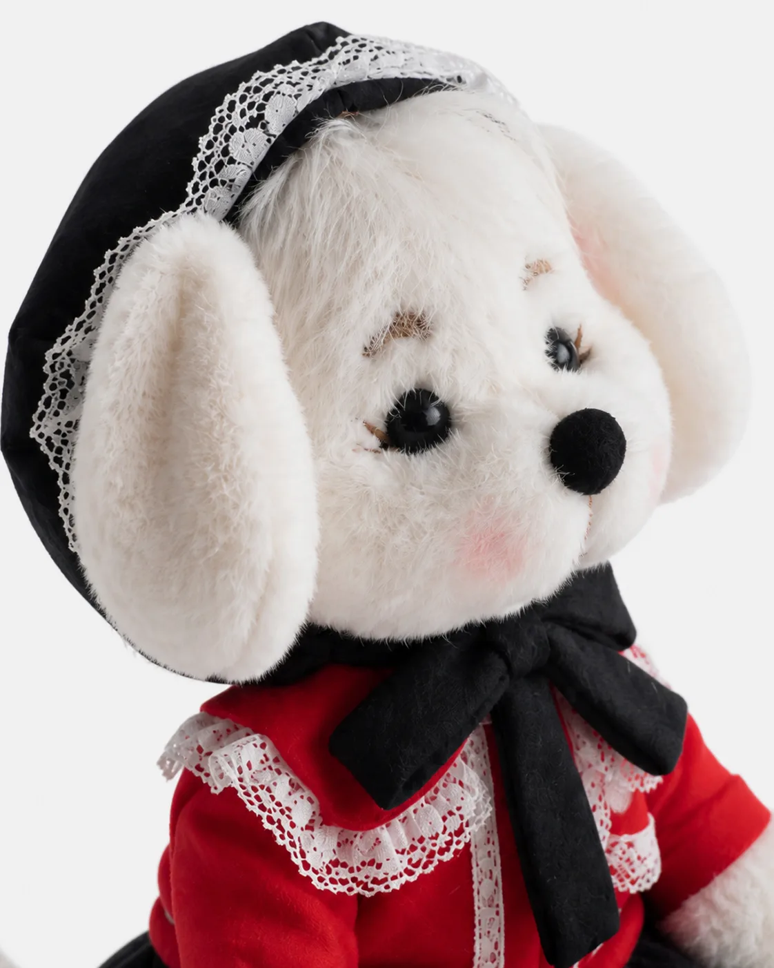 Souris, costumes rouge et noir