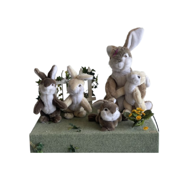 Famille lapin Maman et 4 baby