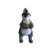 Lapin bouquet de fleur main gauche