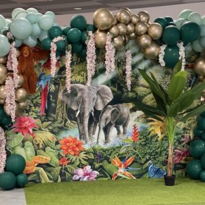 Backdrop Safari