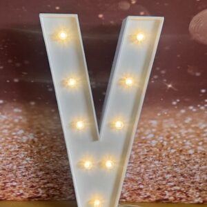 V Lettre lumineuse