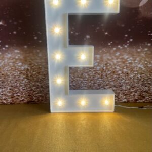 E Lettre lumineuse